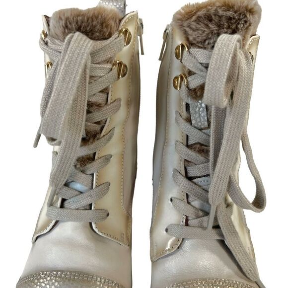 Hispanitas Janeth Cream CapToe Victorian Ankle Boots - Picture 4 of 16